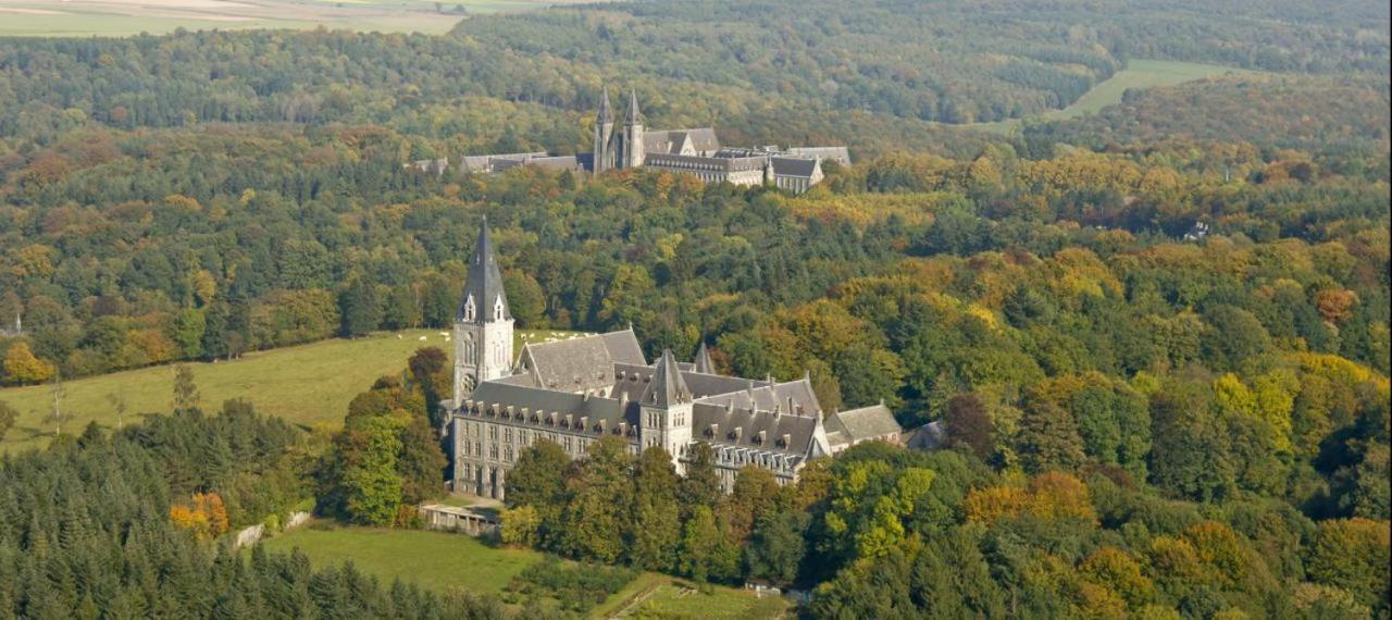Au Fond Du Jardin Hotel Profondeville Kültér fotó